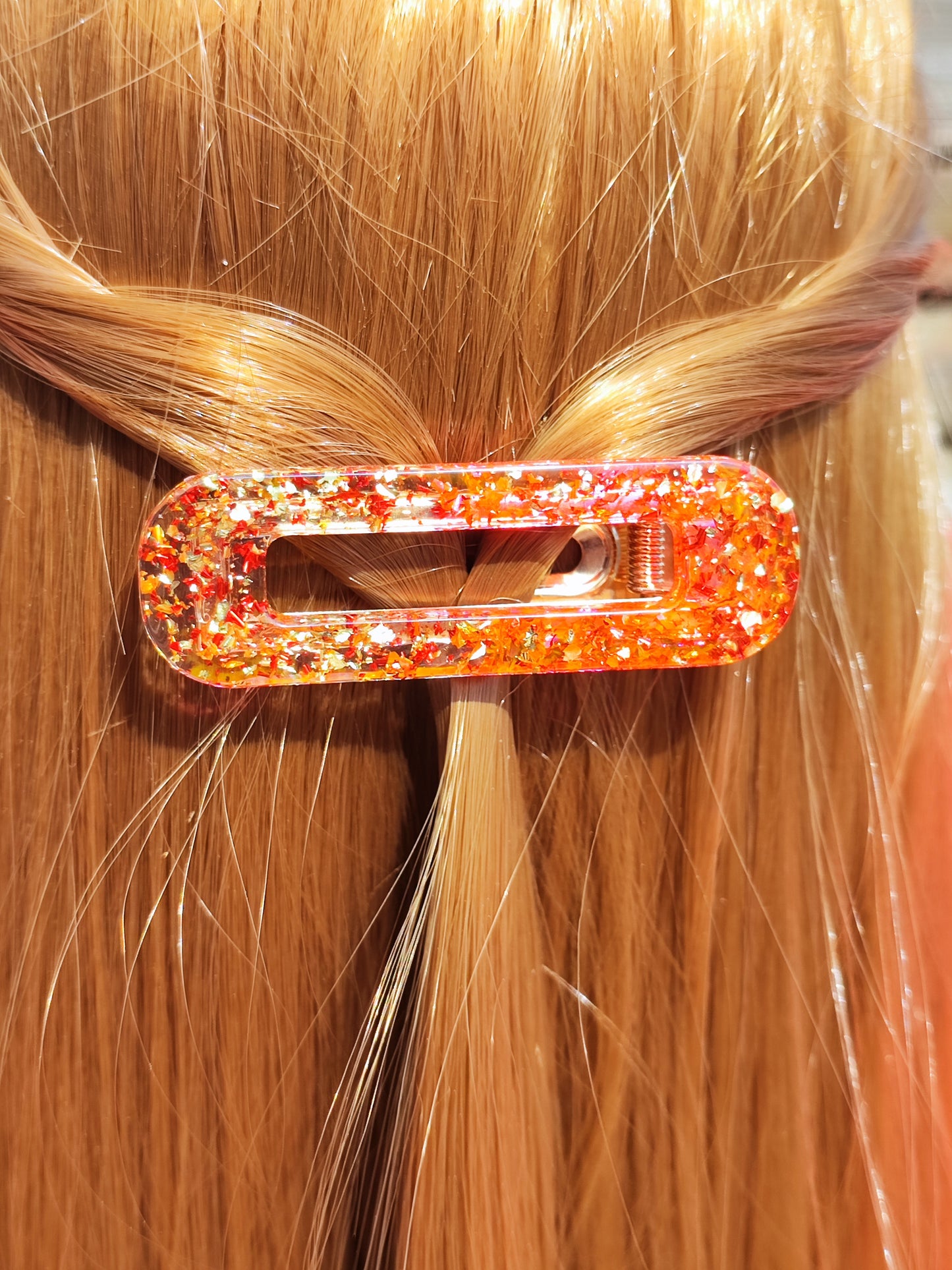 Barrette Akua