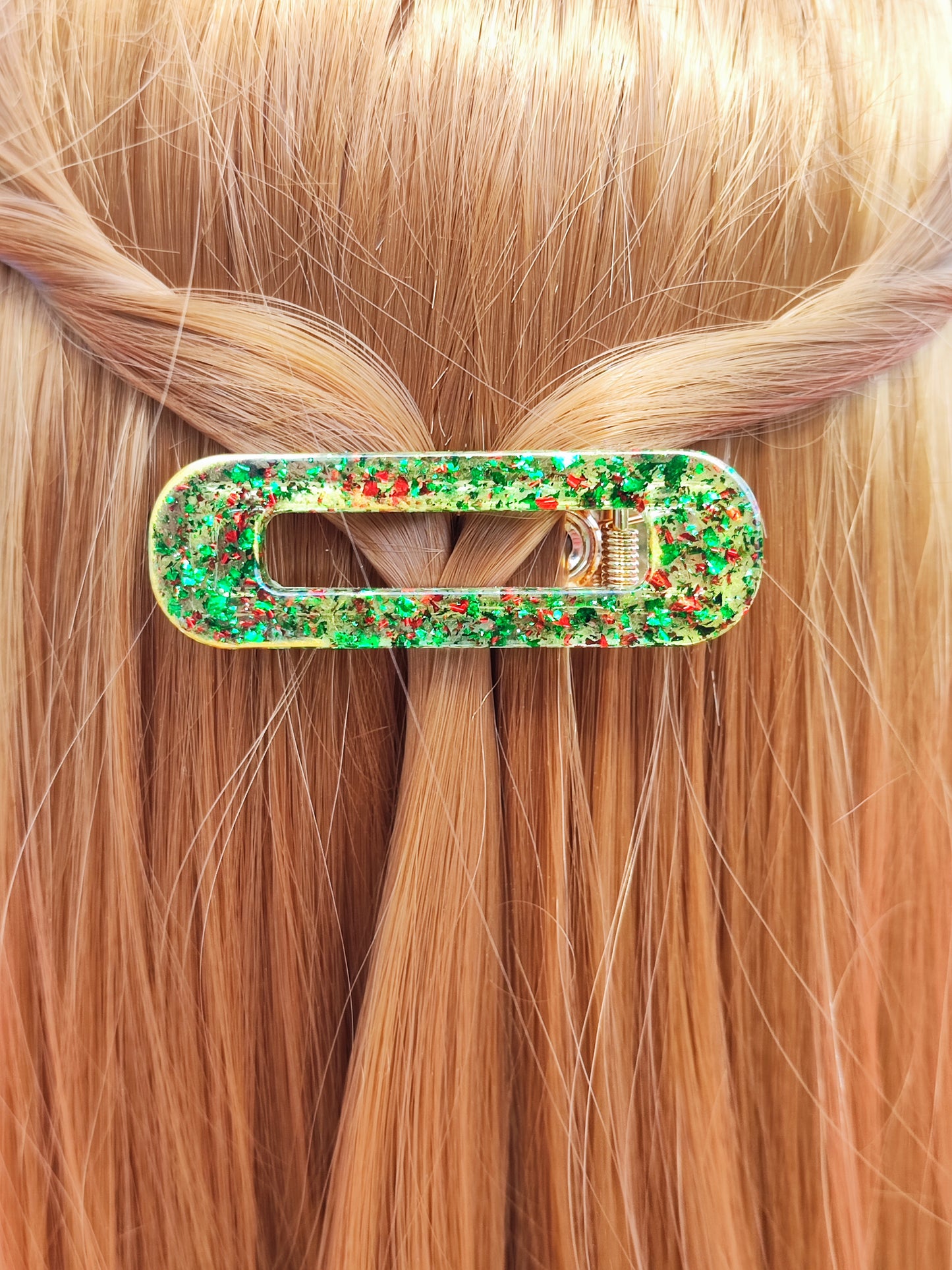 Barrette Akua