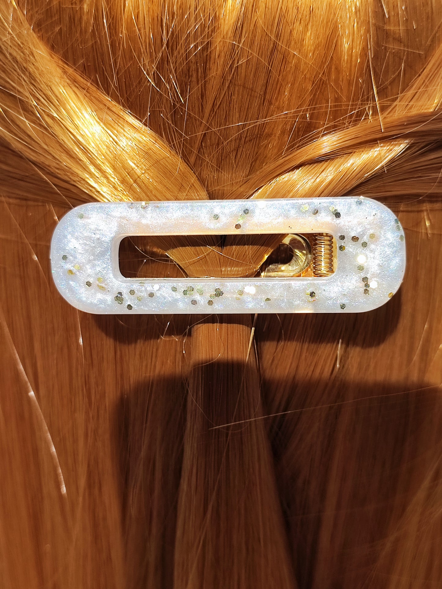 Barrette Akua