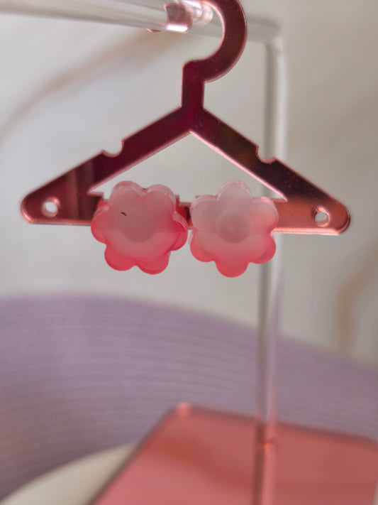Clous d'oreilles - Marie